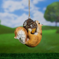 Подвесной декор "Белка на желуде" 17х17х8см Подвесной декор "Белка на желуде" 17х17х8см