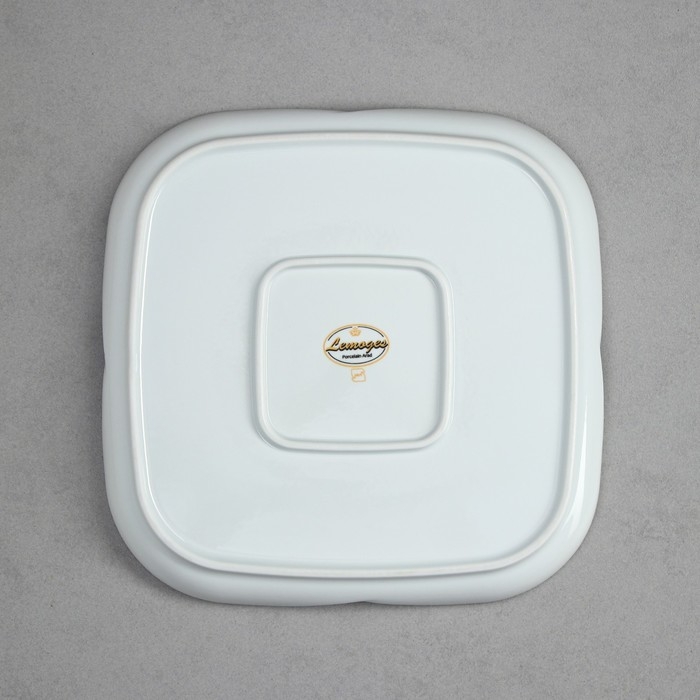 Блюдо &laquo;Голбарг&raquo;, фарфор, Иран