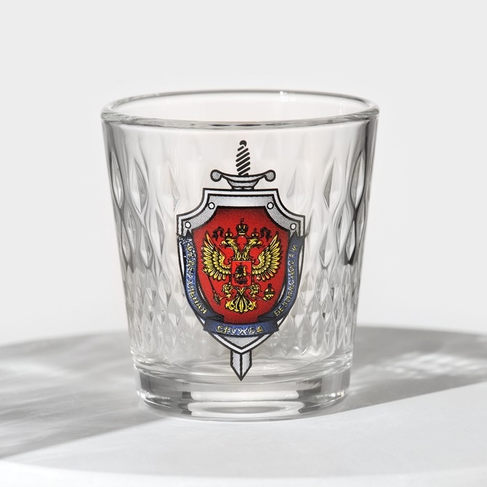 Набор питьевой &laquo;Герб ФСБ&raquo;, стеклянный, 7 предметов: графин 500 мл, 6 стопок 50 мл