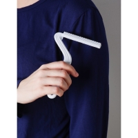 Скребок для чистки одежды, ковров, мебели, двусторонний Доляна, металл+пластик, 10,8&times;16,5 см