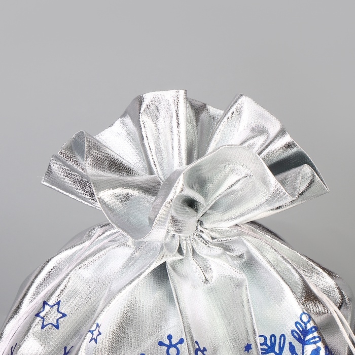 Подарочный мешок Деда Мороза &laquo;Снежинки&raquo;, серебро, 60 х 40см