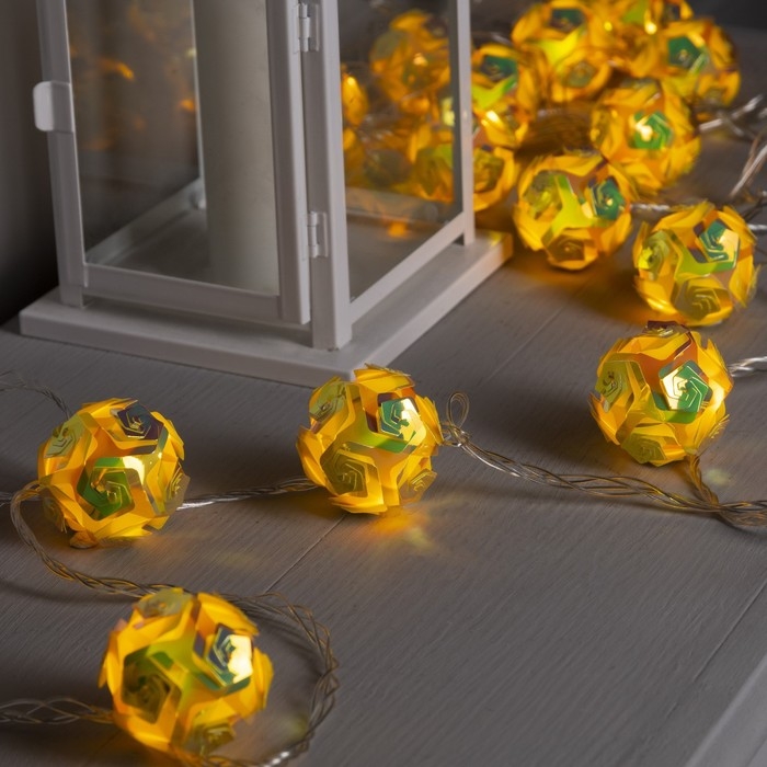 Гирлянда &laquo;Нить&raquo; 4.5 м с насадками &laquo;Цветочные шары&raquo;, IP20, прозрачная нить, 15 LED, свечение тёплое белое, 220 В