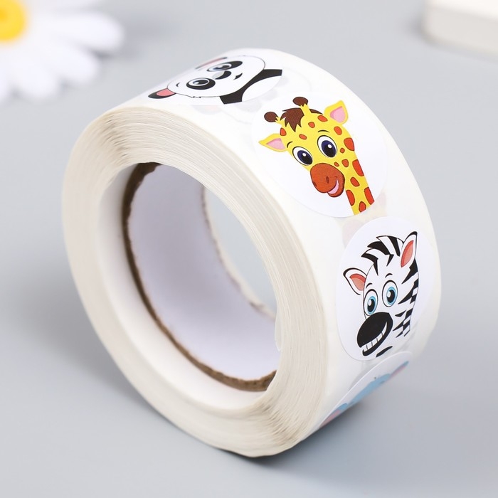 Наклейка бумага Наклейка бумага "Дикие зверята - эмоции" d=2,5 см 500 шт в рулоне 3х6,5х6,5 см