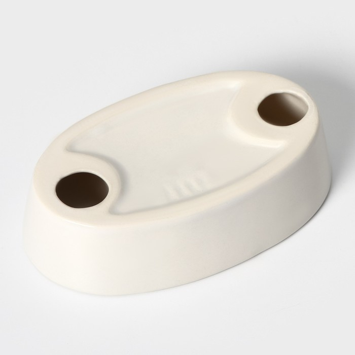 Набор аксессуаров для ванной комнаты Доляна &laquo;Изящество&raquo;, 4 предмета (дозатор 250 мл, мыльница, 2 стакана), цвет белый