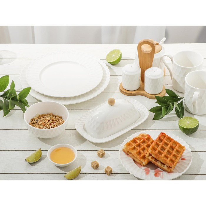 Набор керамический для специй на бамбуковой подставке BellaTenero «Герда», 3 предмета: солонка 120 мл, перечница 120 мл, салфетница, цвет белый Набор керамический для специй на бамбуковой подставке BellaTenero «Герда», 3 предмета: солонка 120 мл, перечница 120 мл, салфетница, цвет белый