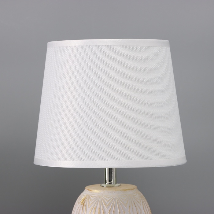 Лампа настольная "Калейдоскоп" 1х40Вт Е14 белый 20х20х34см