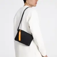 Поясная сумка W2, черная