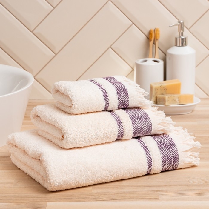 Полотенце махровое LoveLife «Муссон» 70х120 см, гранатовый, 100% хлопок, 500 гр/м2 Полотенце махровое LoveLife «Муссон» 70х120 см, гранатовый, 100% хлопок, 500 гр/м2