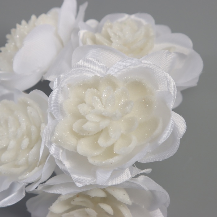 Декор для творчества Декор для творчества "Камелия" белый (1 набор=1 букет) в букете 6 шт 4х11 см