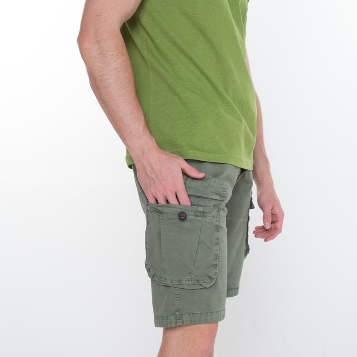 Шорты мужские, цвет тёмно-зелёный, размер 48-50 (33)