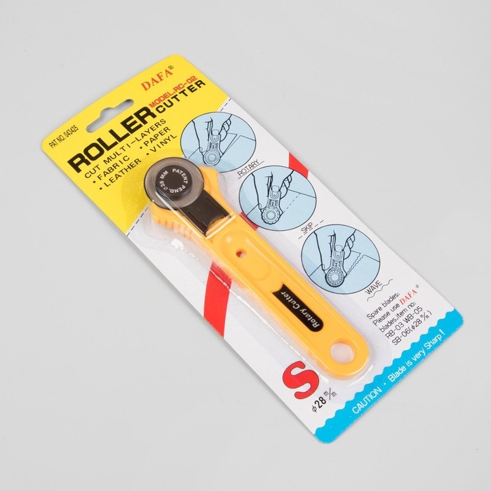 Нож раскройный дисковый, d = 28 мм, 14 × 4 см Нож раскройный дисковый, d = 28 мм, 14 × 4 см