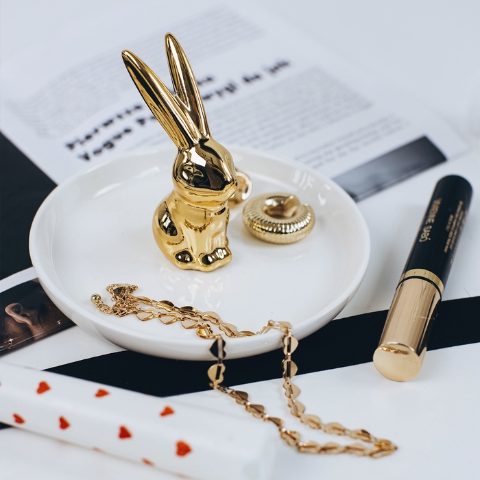 Подставка универсальная керамика &laquo;Кролик&raquo; 13&times;12, цвет бело-золотой