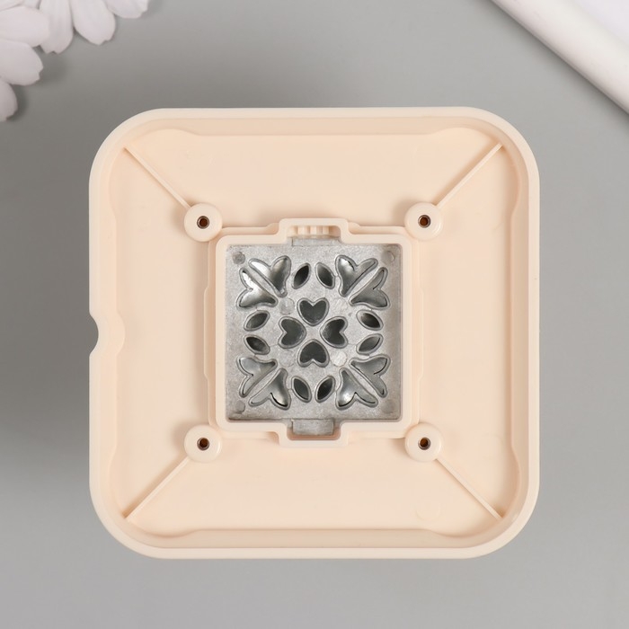 Дырокол фигурный рисунок 3,8х3,8 см "Колейдоскоп" 6.1х6,1х4,1 см