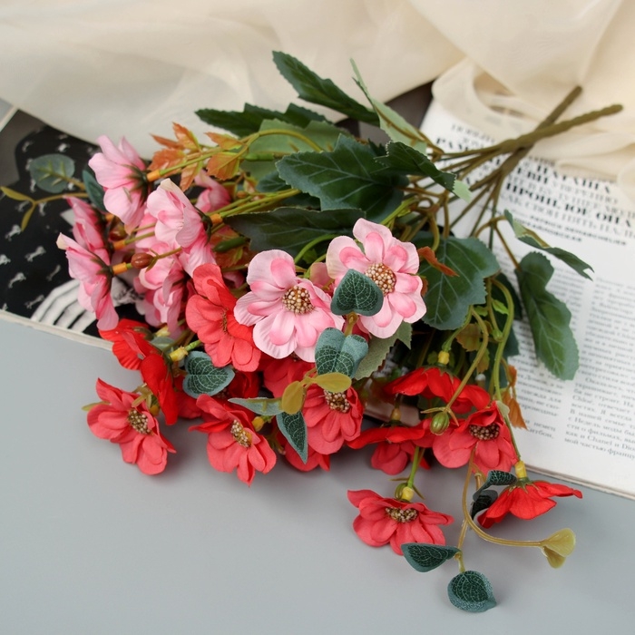 Букет "Клематис леди" 30 см, микс