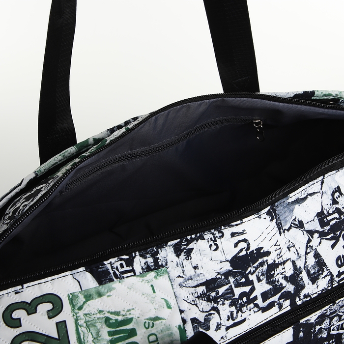 Сумка спортивная на молнии, отдел для обуви, 2 наружных кармана, длинный ремень, средний размер, цвет белый/зелёный Сумка спортивная на молнии, отдел для обуви, 2 наружных кармана, длинный ремень, средний размер, цвет белый/зелёный