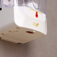 Диспенсер для антисептика/жидкого мыла, 700 мл, сенсорный, пластик, цвет белый Диспенсер для антисептика/жидкого мыла, 700 мл, сенсорный, пластик, цвет белый