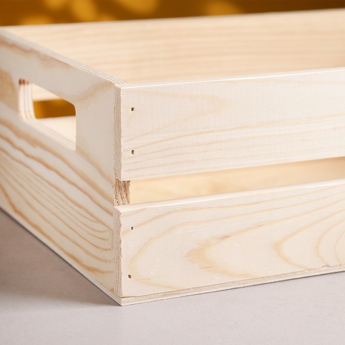 Ящик для белья из дерева Ящик для белья из дерева