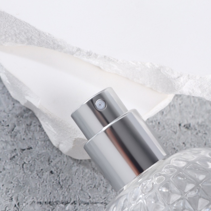 Флакон для парфюма, с распылителем, стеклянный, 30 мл, цвет прозрачный/серебристый Флакон для парфюма, с распылителем, стеклянный, 30 мл, цвет прозрачный/серебристый
