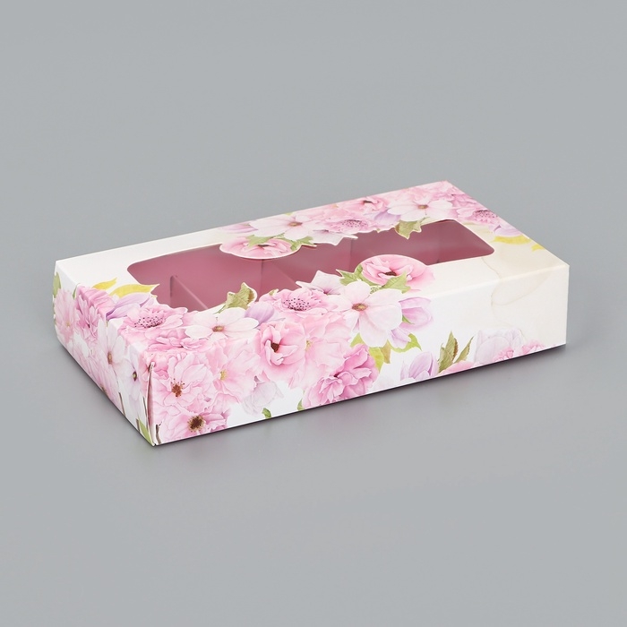 Коробка складная для 8 конфет Коробка складная для 8 конфет "Цветочки", 9,8 х 17,7 х 3,5 см. Кондитерская упаковка
