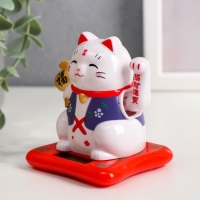 Маятник пластик от солнечной батареи "Кот Манэки-нэко в жилетке" МИКС 9х7,5х7 см Маятник пластик от солнечной батареи "Кот Манэки-нэко в жилетке" МИКС 9х7,5х7 см