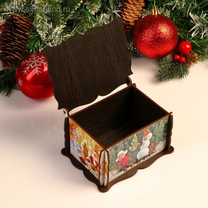 Шкатулка средняя новогодняя Шкатулка средняя новогодняя "Тройка", 14х11,7х7,5 см