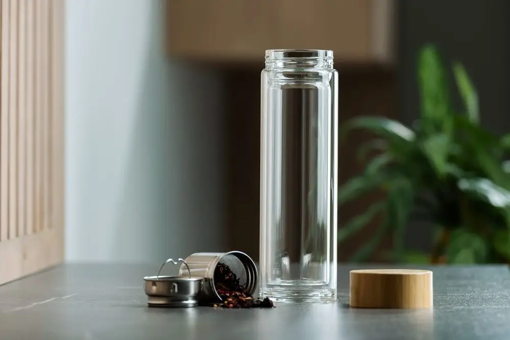 Термобутылка с двойными стенками Freshman Термобутылка с двойными стенками Freshman