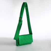 Сумка женская стеганная на плечо, отдел на молнии, 25х14х6 см, цвет зелёный Сумка женская стеганная на плечо, отдел на молнии, 25х14х6 см, цвет зелёный