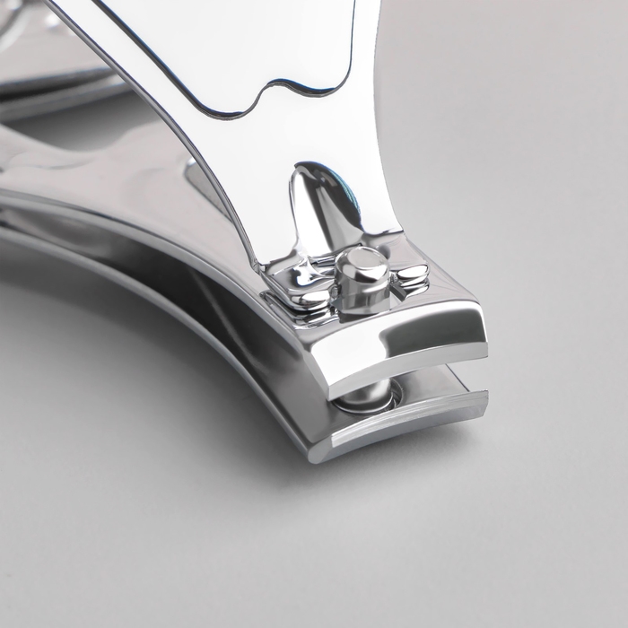 Кусачки - книпсер маникюрные, на брелке, с пилкой, с открывашкой, 6,5 см, цвет серебристый Кусачки - книпсер маникюрные, на брелке, с пилкой, с открывашкой, 6,5 см, цвет серебристый