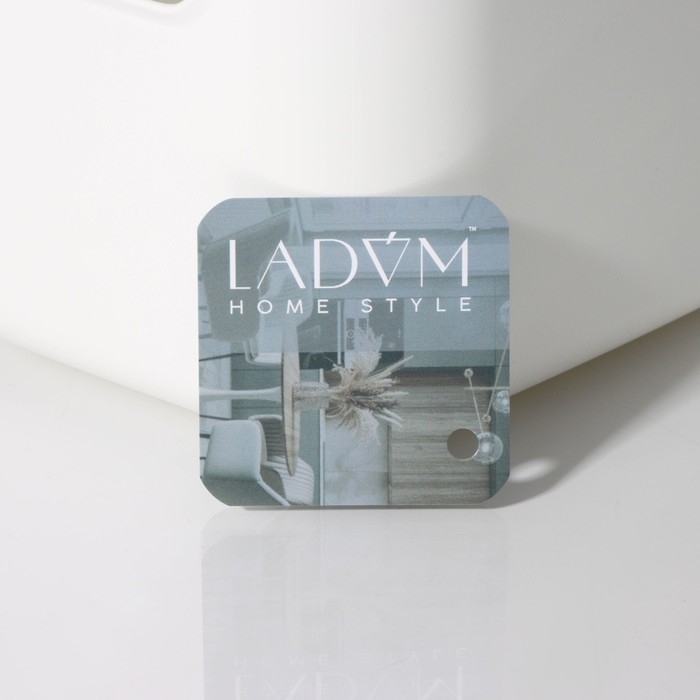 Контейнер для хранения с крышкой LaDо́m &laquo;Лёгкость&raquo;, 25,7&times;18&times;16 см, цвет белый