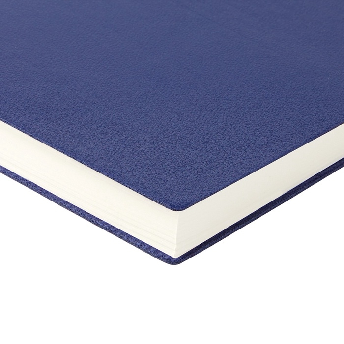 Ежедневник недатированный А5, 128 листов GRAND, интегральная обложка из искусственной кожи, ляссе, кремовый блок 70 г/м2, синий