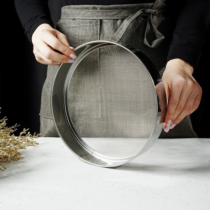 Сито для просеивания Доляна &laquo;Металлик&raquo;, d=22,5 см, цвет серебристый