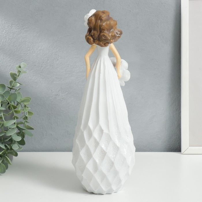 Сувенир полистоун Сувенир полистоун "Малышка с цветком в волосах, в белом сарафане, с цветком" 30х11,5х11 см