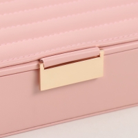 Шкатулка кожзам для украшений "Стёганная. Полоски" розовая 13х18х5,2 см Шкатулка кожзам для украшений "Стёганная. Полоски" розовая 13х18х5,2 см