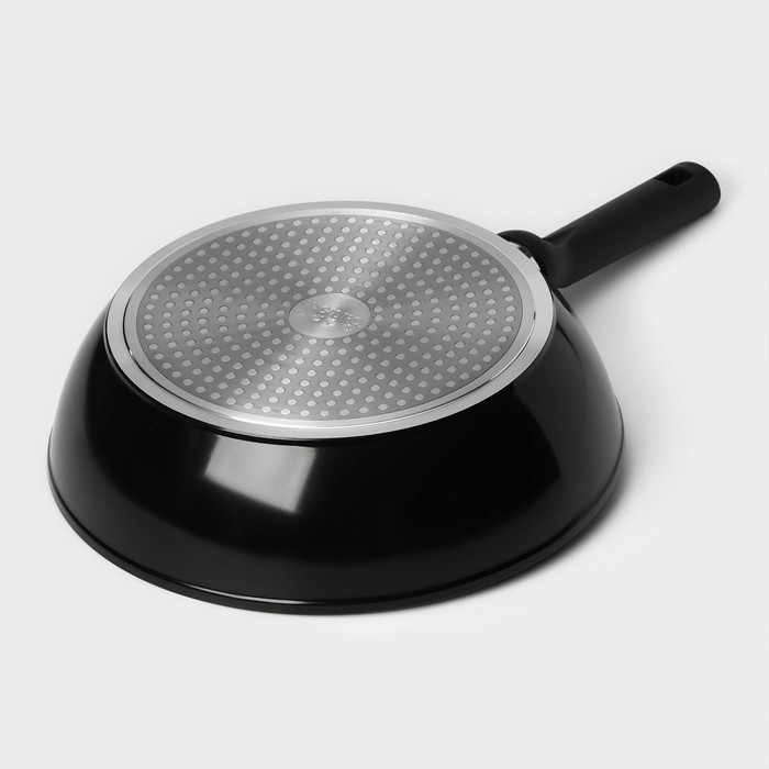 Сковорода Magistro Warrior, d=26 см, h=7 см, антипригарное покрытие, индукция, цвет чёрный