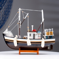 Корабль сувенирный "Рыбацкое судно" 38х32х12см Корабль сувенирный "Рыбацкое судно" 38х32х12см