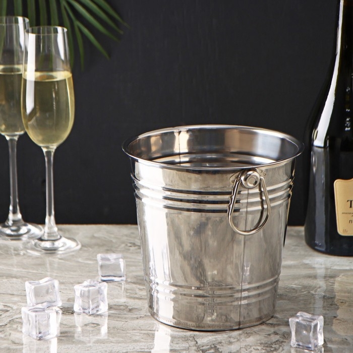 Ведро для льда из нержавеющей стали «Классик», 2,7 л, 18×17 см Ведро для льда из нержавеющей стали «Классик», 2,7 л, 18×17 см