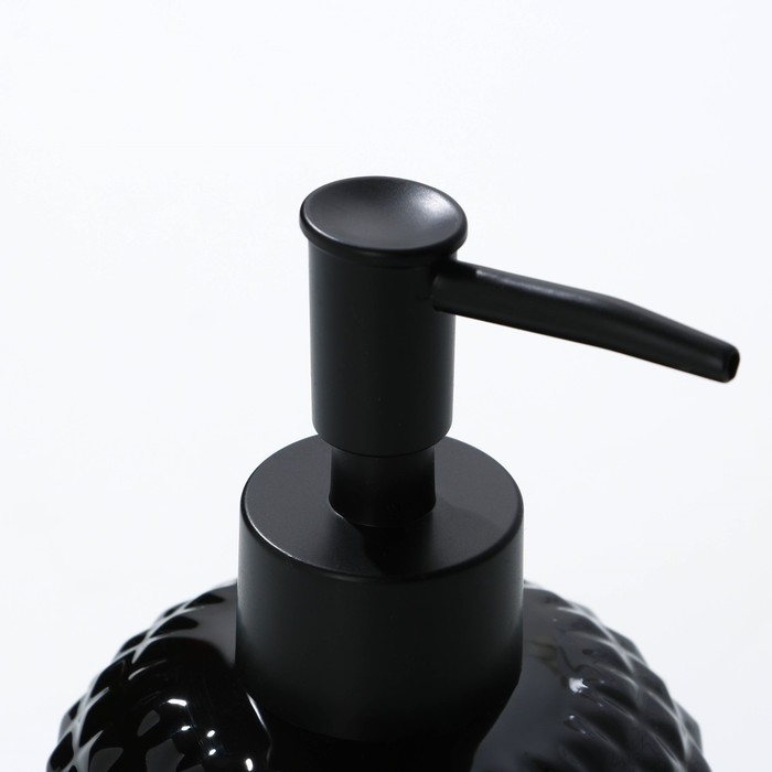 Дозатор для жидкого мыла, черный, 350 мл. Дозатор для жидкого мыла, черный, 350 мл.