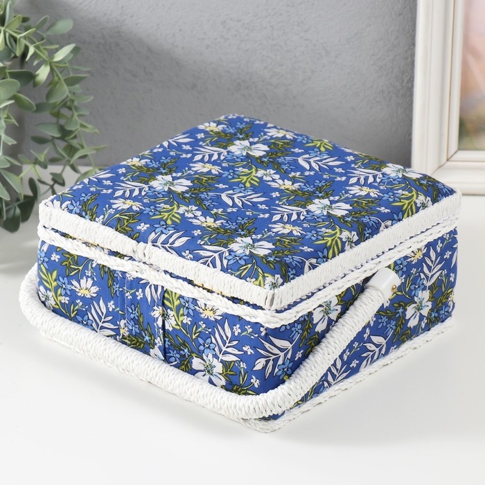 Шкатулка для рукоделия Шкатулка для рукоделия "Полевые цветы на синем" 20х20х11 см