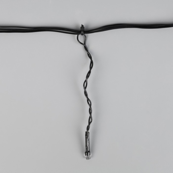 Гирлянда &laquo;Бахрома&raquo; 3 &times; 0.5 м, IP20, тёмная нить, 80 LED, свечение мульти, 8 режимов, 220 В