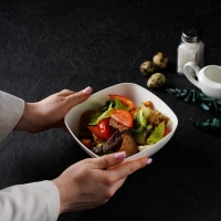 Тарелка глубокая &laquo;Квадро&raquo;, 16&times;16 см, цвет белый