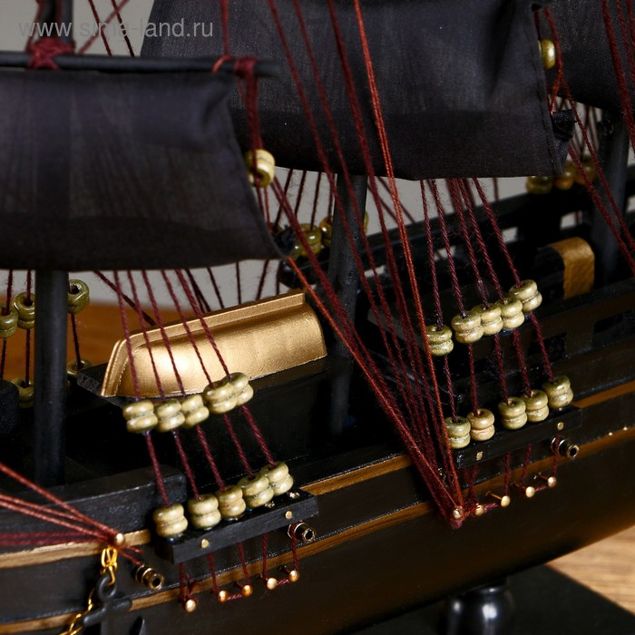 Корабль &laquo;Золотая лань&raquo;,  черные паруса, 50х9х45 см