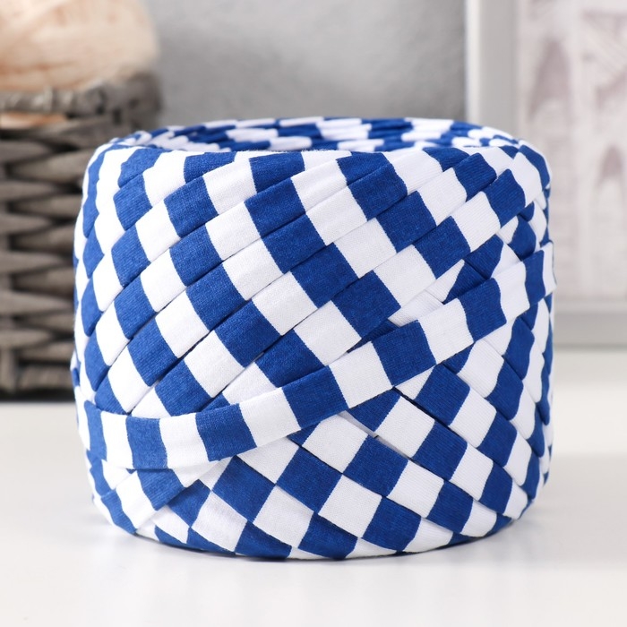 Лицевая трикотажная пряжа 200&plusmn;10 г (Греция)