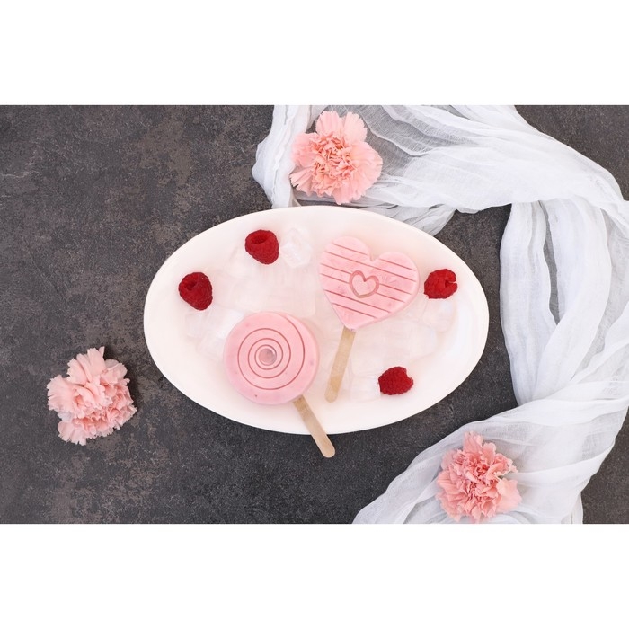 Форма для мороженого «Любовь», силикон, 19,5×11×2,5 см, 2 ячейки, с крышкой и палочками (50 шт), цвет МИКС Форма для мороженого «Любовь», силикон, 19,5×11×2,5 см, 2 ячейки, с крышкой и палочками (50 шт), цвет МИКС