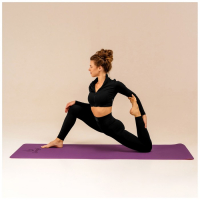 Коврик для йоги Sangh, 183×61×0,6 см, цвет фиолетовый Коврик для йоги Sangh, 183×61×0,6 см, цвет фиолетовый