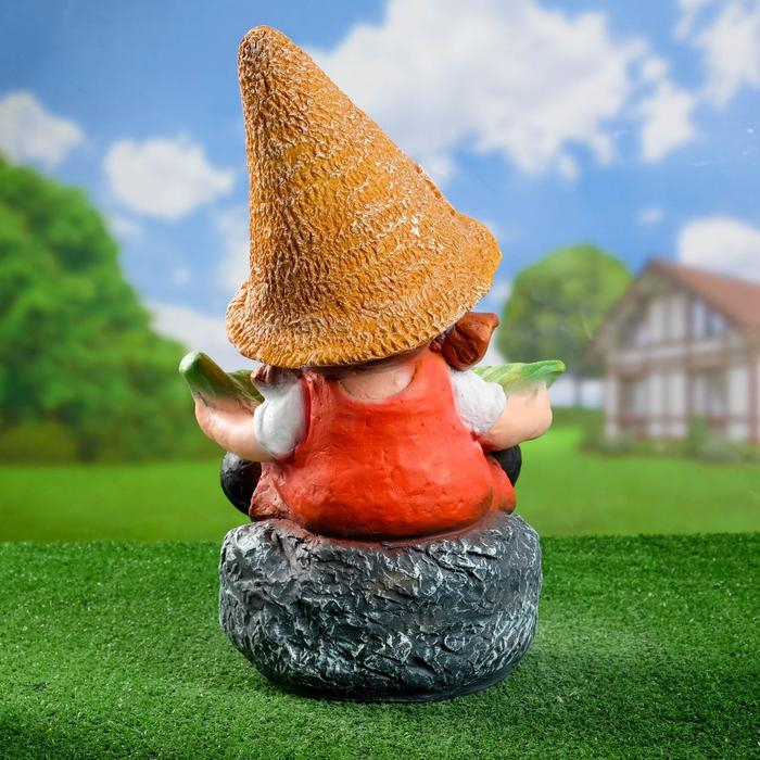 Садовая фигура Садовая фигура "Девочка на камне с листом" 48х29см