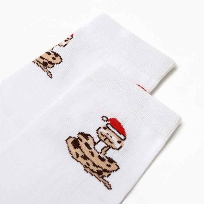 Новый год. Символ года. Змея. Носки мужские "Новогодняя змея", цвет белый, р-р 25