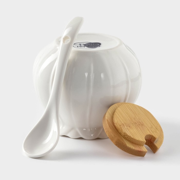 Набор фарфоровый сервировочный BellaTenero «Тюльпан», 4 предмета: молочник 200 мл, сахарница с крышкой 170 мл, бамбуковая подставка, ложка, цвет белый Набор фарфоровый сервировочный BellaTenero «Тюльпан», 4 предмета: молочник 200 мл, сахарница с крышкой 170 мл, бамбуковая подставка, ложка, цвет белый