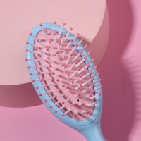 Расчёска массажная, 19 &times; 5,5 см, цвет голубой