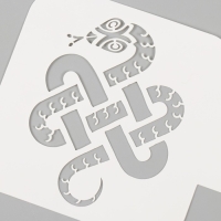 Трафарет новогодний пластиковый "Мудрая змея", размер 9х9 см Трафарет новогодний пластиковый "Мудрая змея", размер 9х9 см