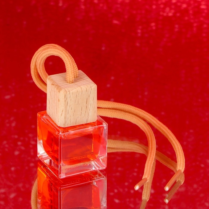 Ароматизатор подвесной Grand Caratt Crystal Edition, Sex, 7 мл Ароматизатор подвесной Grand Caratt Crystal Edition, Sex, 7 мл